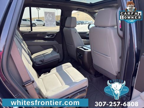 Used 2024 Chevrolet Tahoe Z71 w/ Luxury Package AWD/4WD image 11