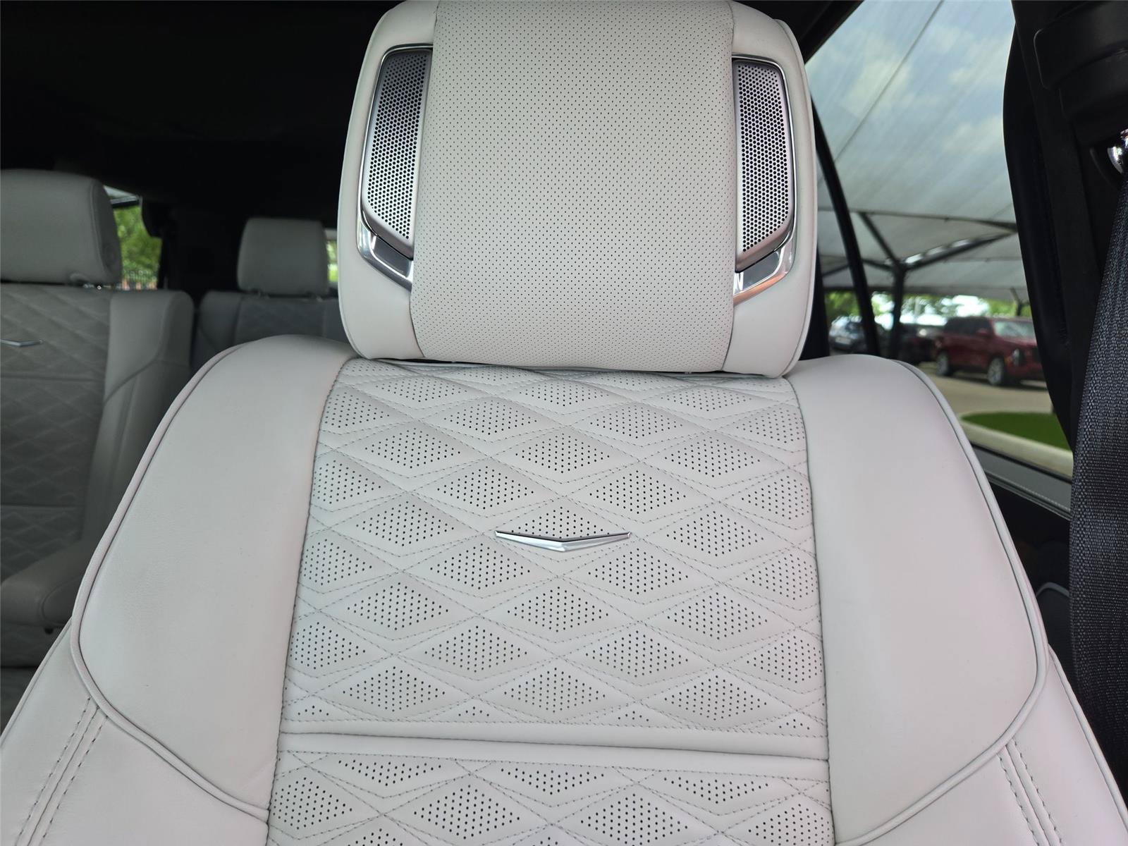 Certified 2026 Cadillac Escalade Platinum Sport w/ LPO, Floor Liner Package AWD/4WD image 12