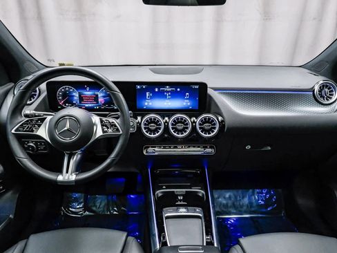 Certified 2025 Mercedes-Benz GLA 250 image 13