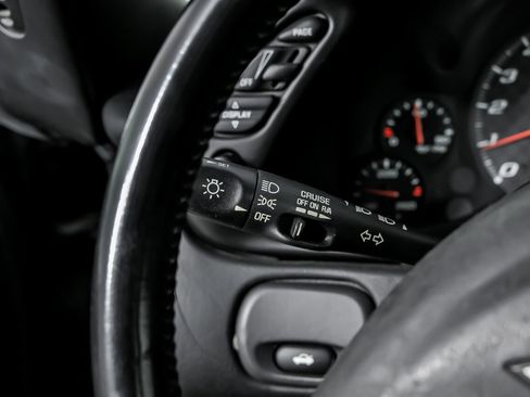 Used 2003 Chevrolet Corvette Z06 w/ Memory Package, 3 Drivers image 27