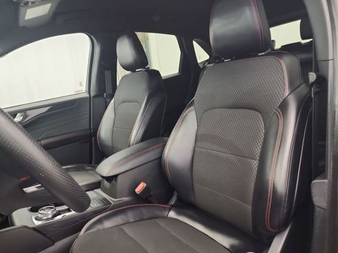Used 2024 Ford Escape ST-Line image 31