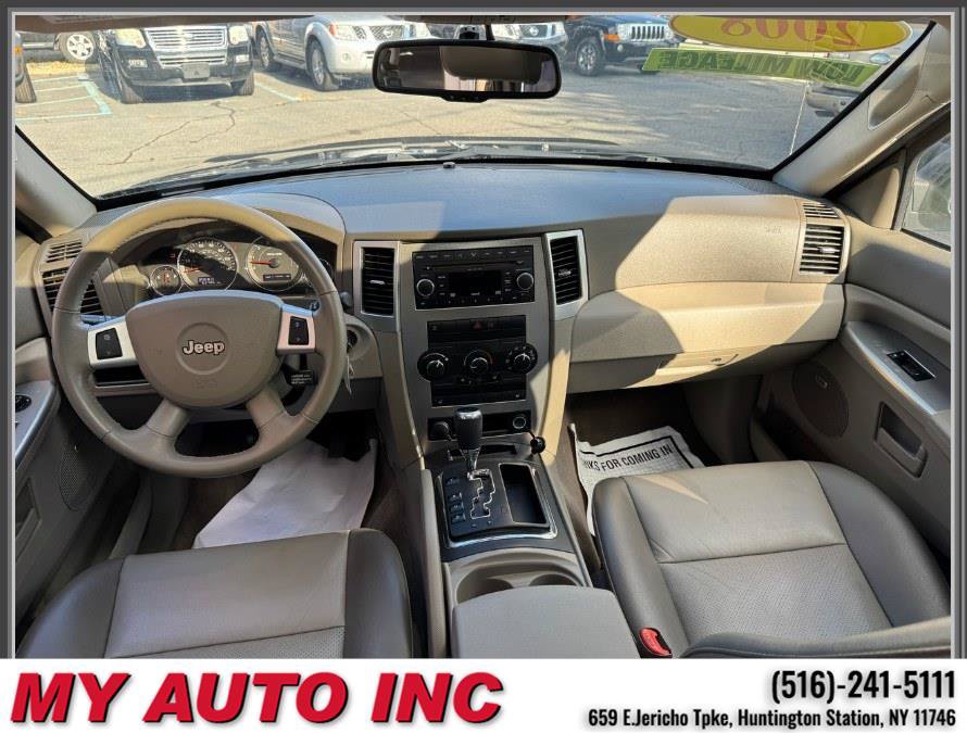 Used 2008 Jeep Grand Cherokee Laredo AWD/4WD image 11