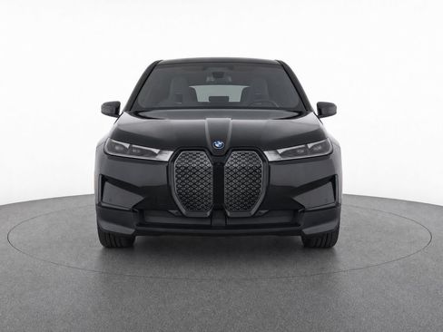 Used 2024 BMW iX xDrive50 AWD/4WD image 2