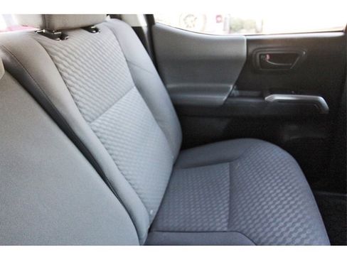 Used 2021 Toyota Tacoma SR5 image 10