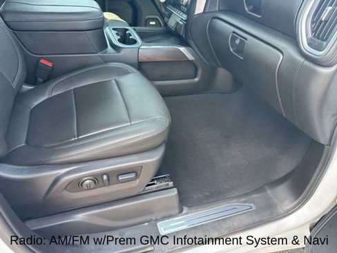 Used 2023 GMC Sierra 2500 SLT w/ SLT Premium Package image 28