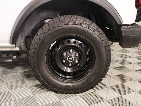 Used 2023 Ford Bronco Black Diamond image 19