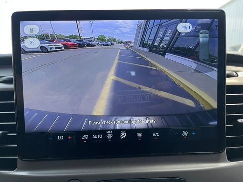 Used 2022 Ford Transit 350 XLT RWD image 10