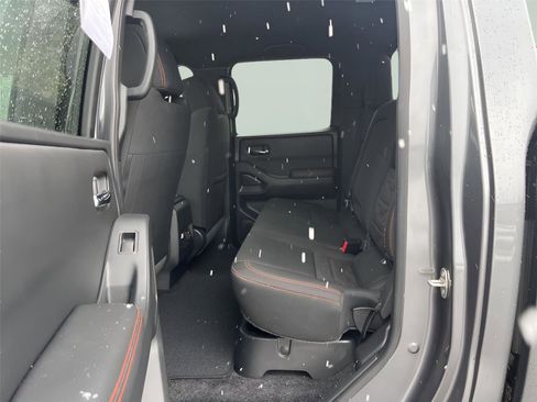 Used 2023 Nissan Frontier PRO-4X w/ Pro Convenience Package image 26