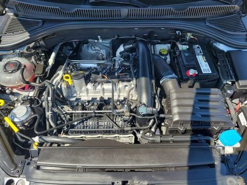 Used 2021 Volkswagen Jetta S image 31