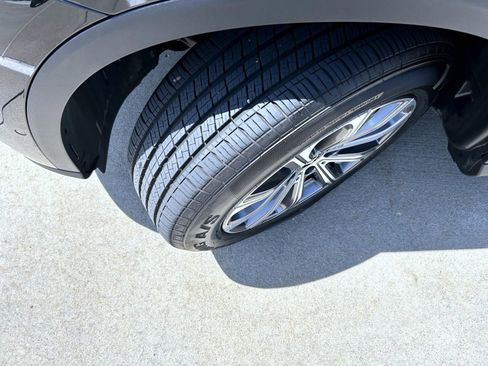 Used 2024 Mercedes-Benz GLC 300 GLC 300 image 23