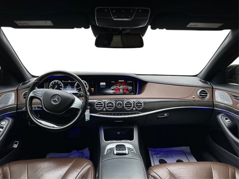 Used 2017 Mercedes-Benz S 550 4MATIC Sedan image 39