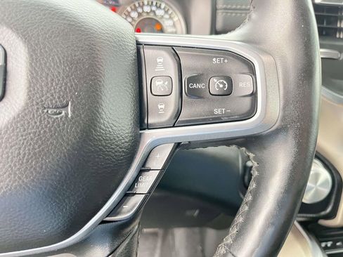 Used 2019 RAM 1500 Laramie image 18