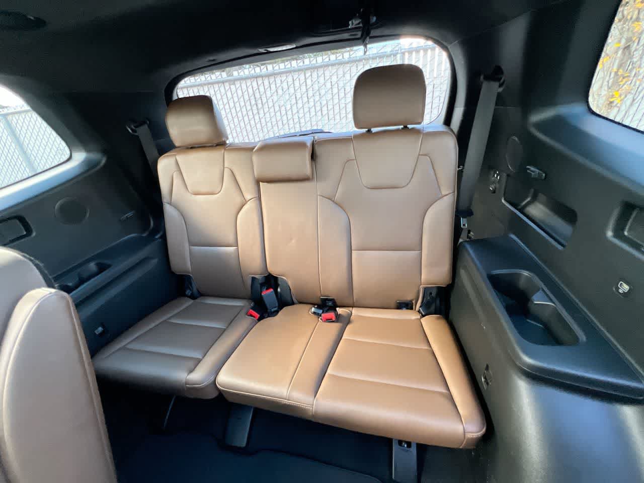 Used 2022 Kia Telluride SX w/ SX Prestige Package AWD/4WD image 24