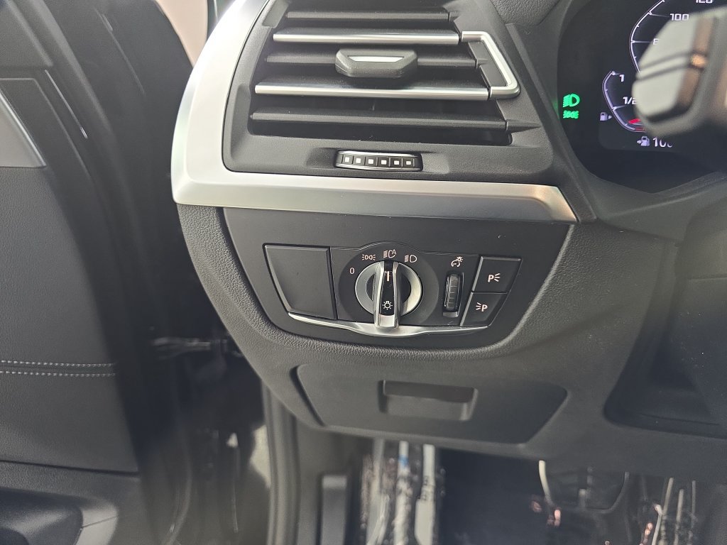 Used 2024 BMW X4 M w/ Executive Package AWD/4WD image 29