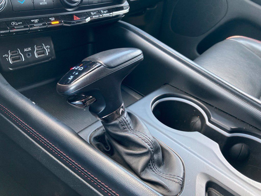 Used 2024 Dodge Durango GT RWD image 27