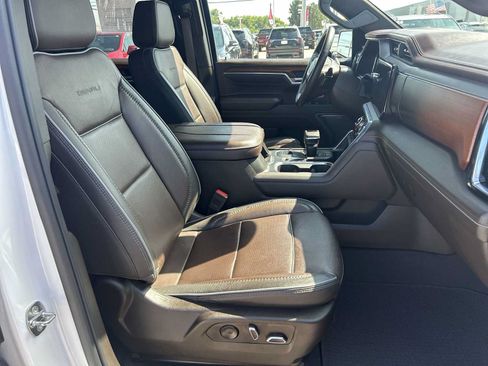 Used 2023 GMC Sierra 1500 Denali w/ Technology Package AWD/4WD image 28
