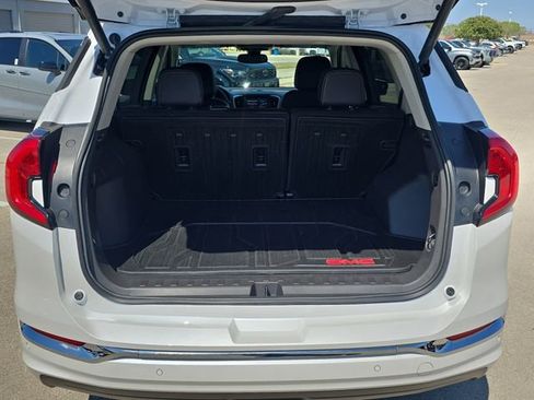 Used 2024 GMC Terrain Denali w/ Denali Premium Package image 13