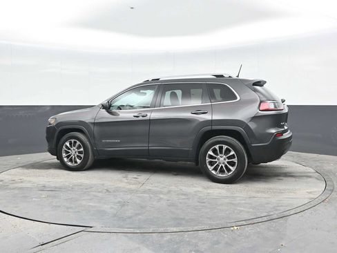 Used 2021 Jeep Cherokee Latitude Lux AWD/4WD image 3