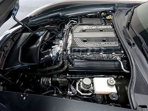 Used 2017 Chevrolet Corvette Z06 RWD image 13