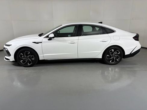 Used 2024 Hyundai Sonata SEL FWD image 5