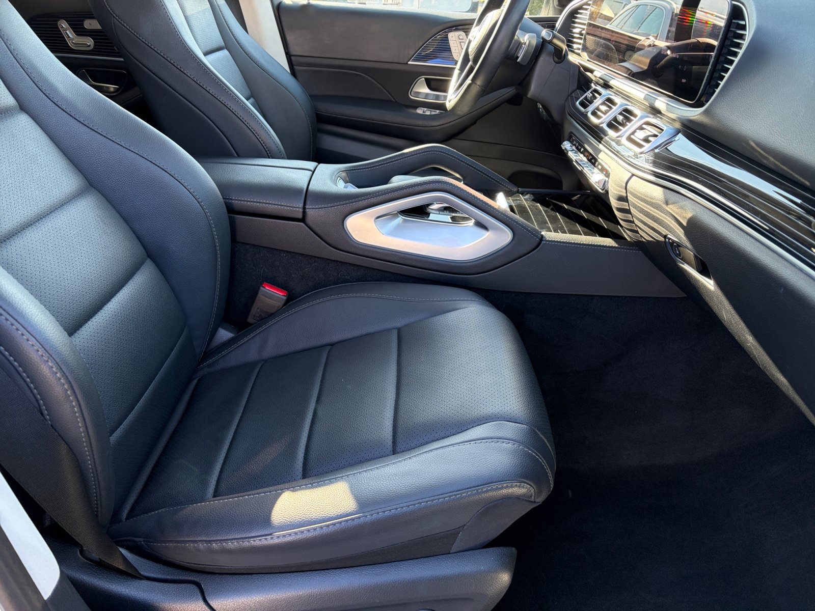 Certified 2024 Mercedes-Benz GLE 450 4MATIC image 19