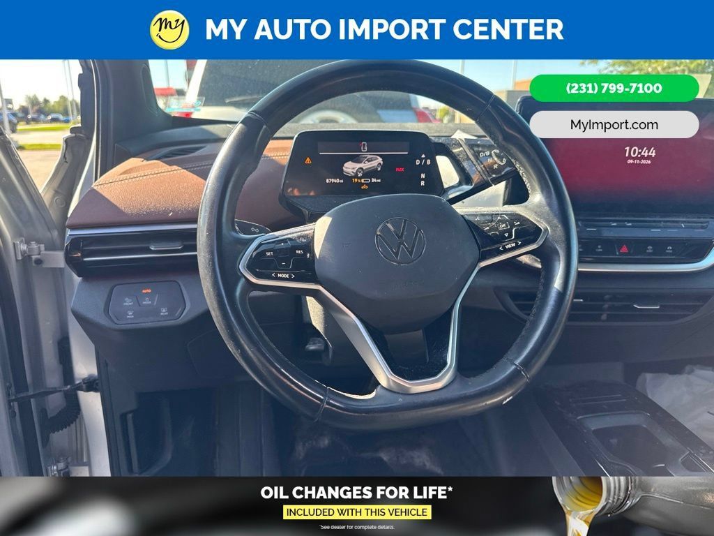 Used 2021 Volkswagen ID.4 Pro S RWD image 9