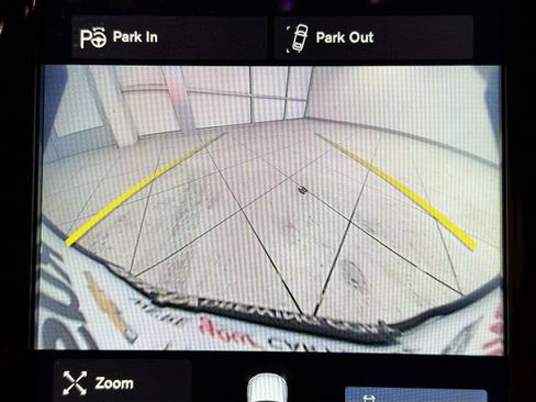 Used 2018 Volvo S90 T6 Momentum w/ Convenience Package image 14