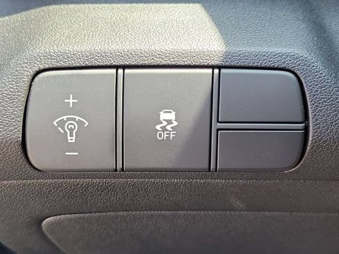 New 2026 Hyundai Elantra Sport FWD image 17