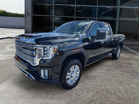 Used 2023 GMC Sierra 2500 Denali w/ Denali Ultimate Package image 3