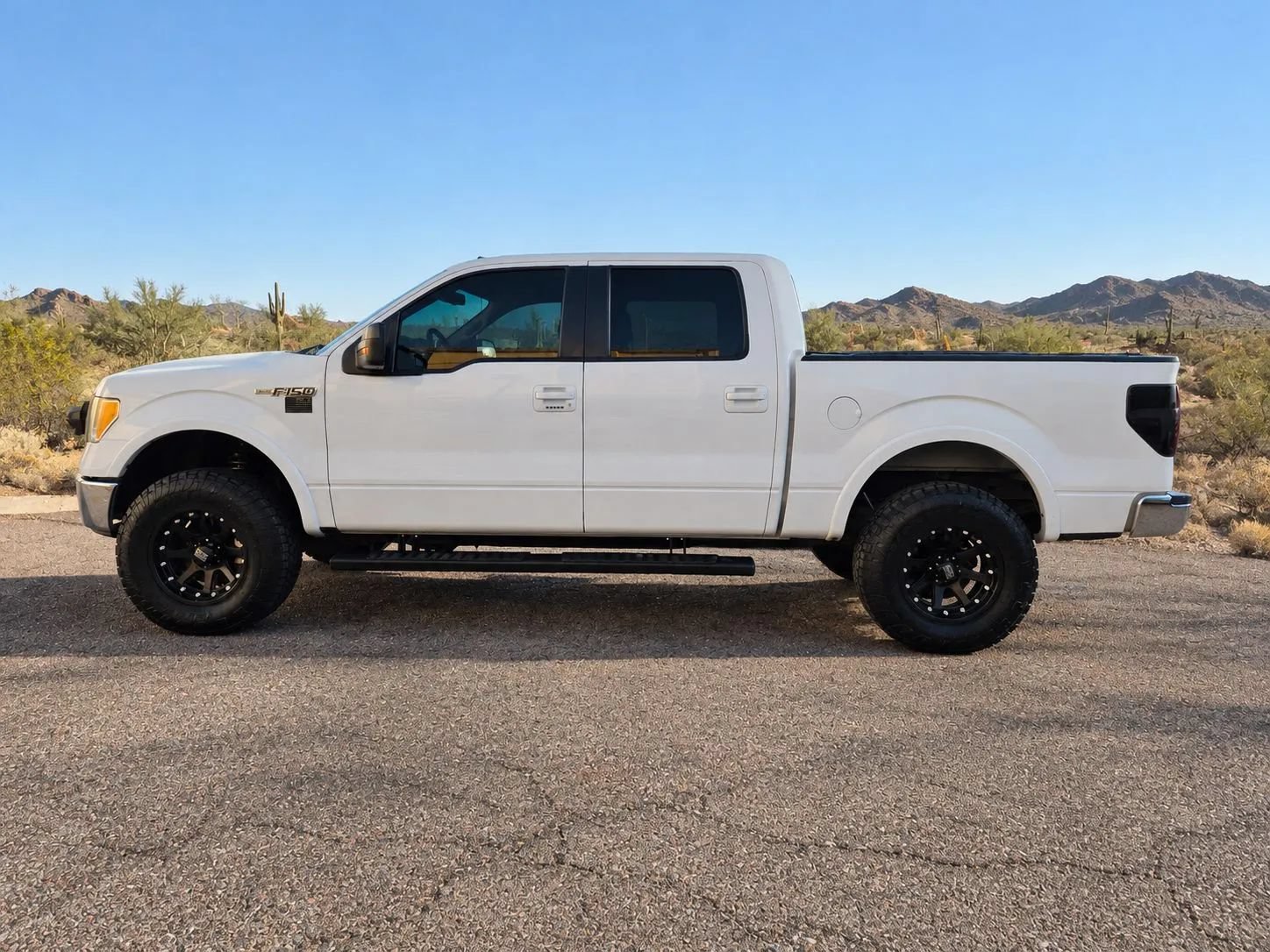Used 2013 Ford F150 Lariat AWD/4WD image 2