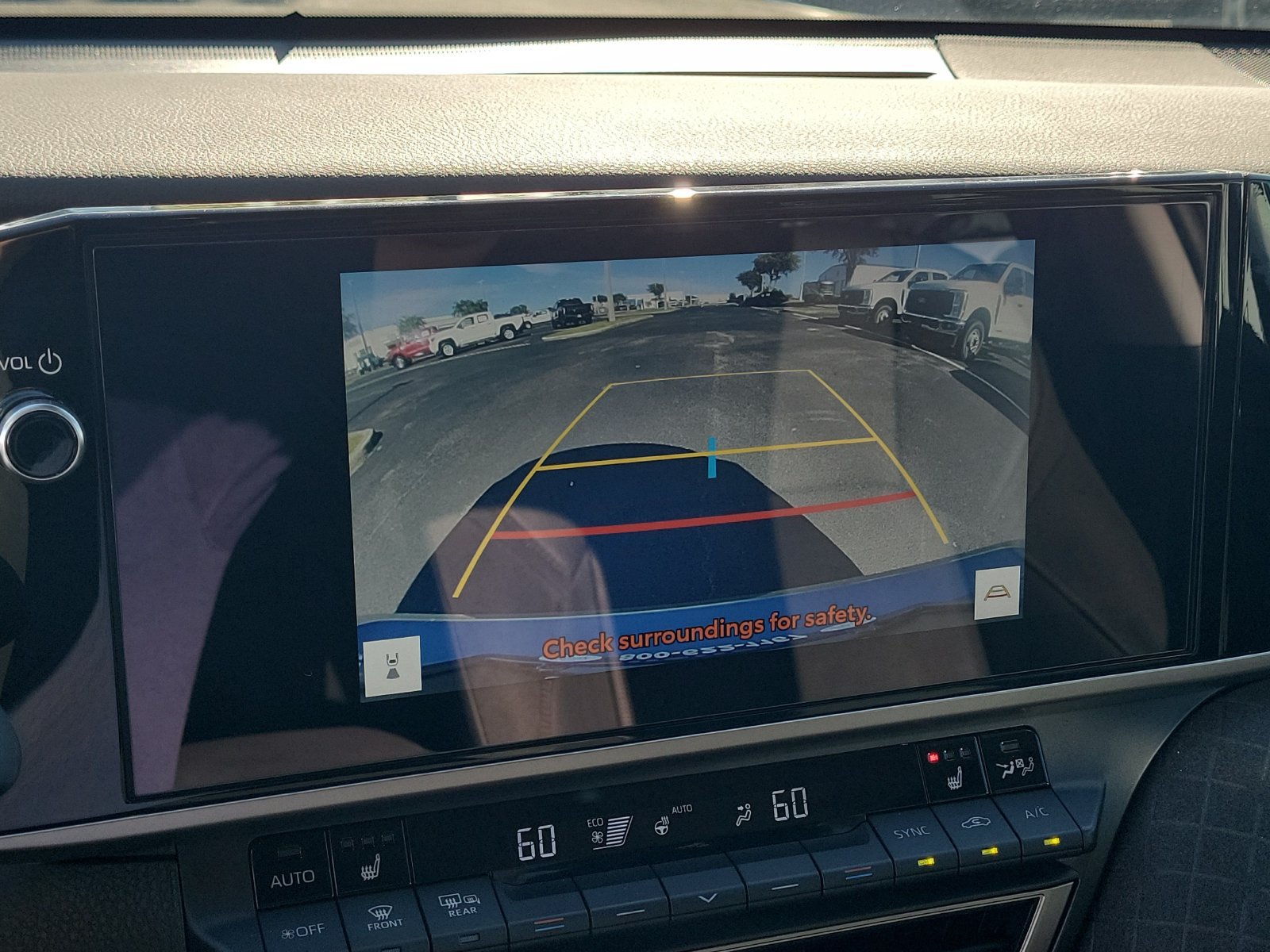 Used 2025 Toyota Camry XLE FWD image 22