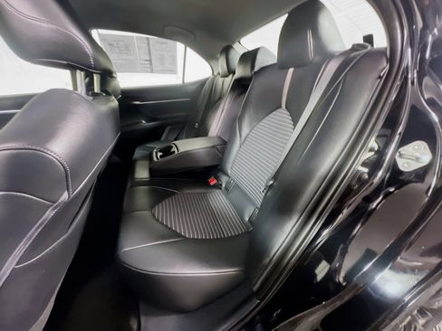 Used 2022 Toyota Camry SE w/ Convenience Package image 29