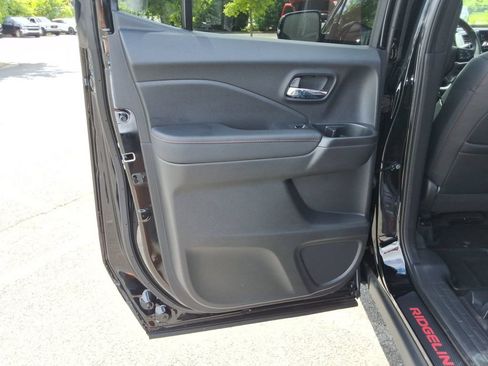 Used 2026 Honda Ridgeline Black Edition image 16