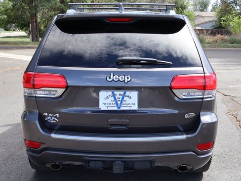 Used 2018 Jeep Grand Cherokee Overland AWD/4WD image 6