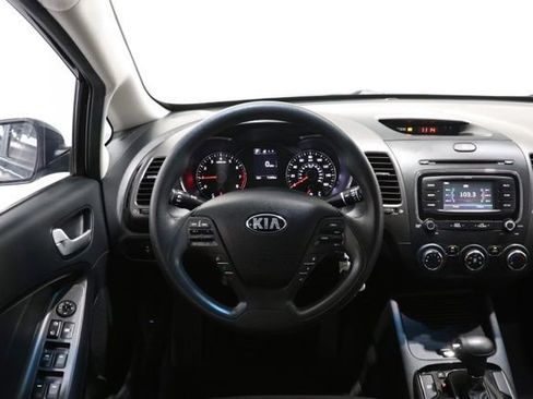 Used 2017 Kia Forte LX w/ LX Popular Package FWD image 13