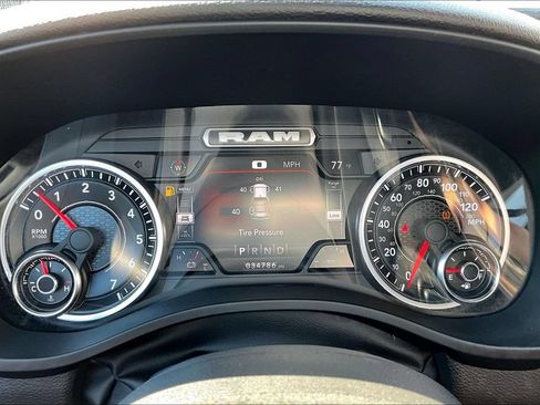 Used 2022 RAM 1500 Big Horn AWD/4WD image 14