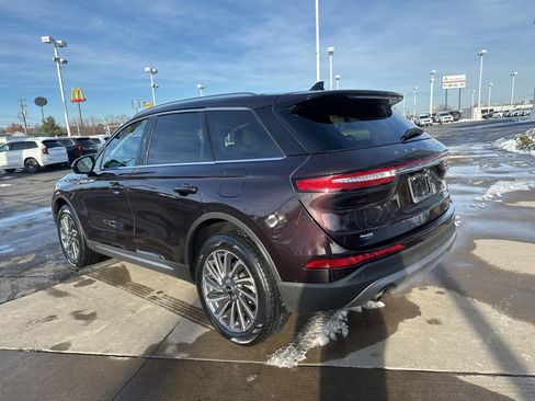 Used 2023 Lincoln Corsair Reserve image 7