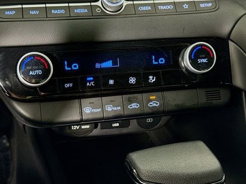 Used 2024 Hyundai Elantra SEL image 16