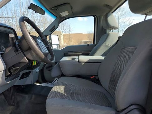 Used 2016 Ford F350 XL w/ Snow Plow Prep Package image 16