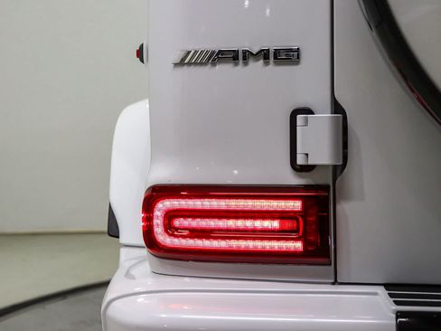 Certified 2022 Mercedes-Benz G 63 AMG 4MATIC image 11