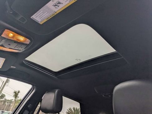 Used 2024 Dodge Durango GT image 21