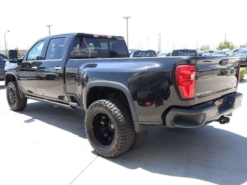 Used 2022 Chevrolet Silverado 3500 High Country w/ Safety Package II AWD/4WD image 4