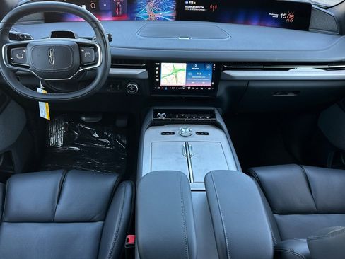 New 2026 Lincoln Navigator L Reserve AWD/4WD image 12