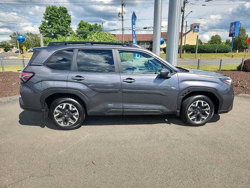 Certified 2026 Subaru Forester Premium AWD/4WD image 7
