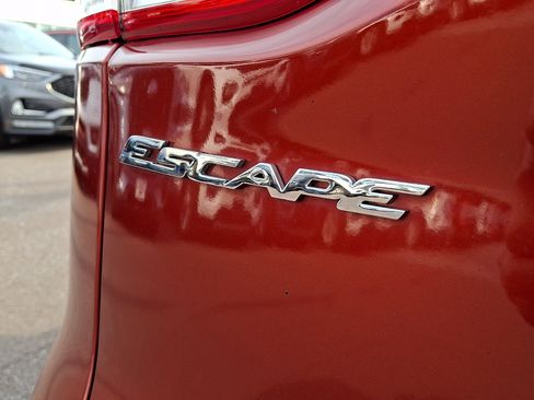 Used 2015 Ford Escape SE AWD/4WD image 31