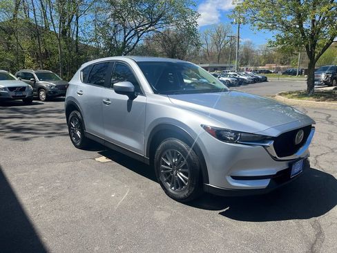 Used 2020 MAZDA CX-5 Touring AWD/4WD image 4