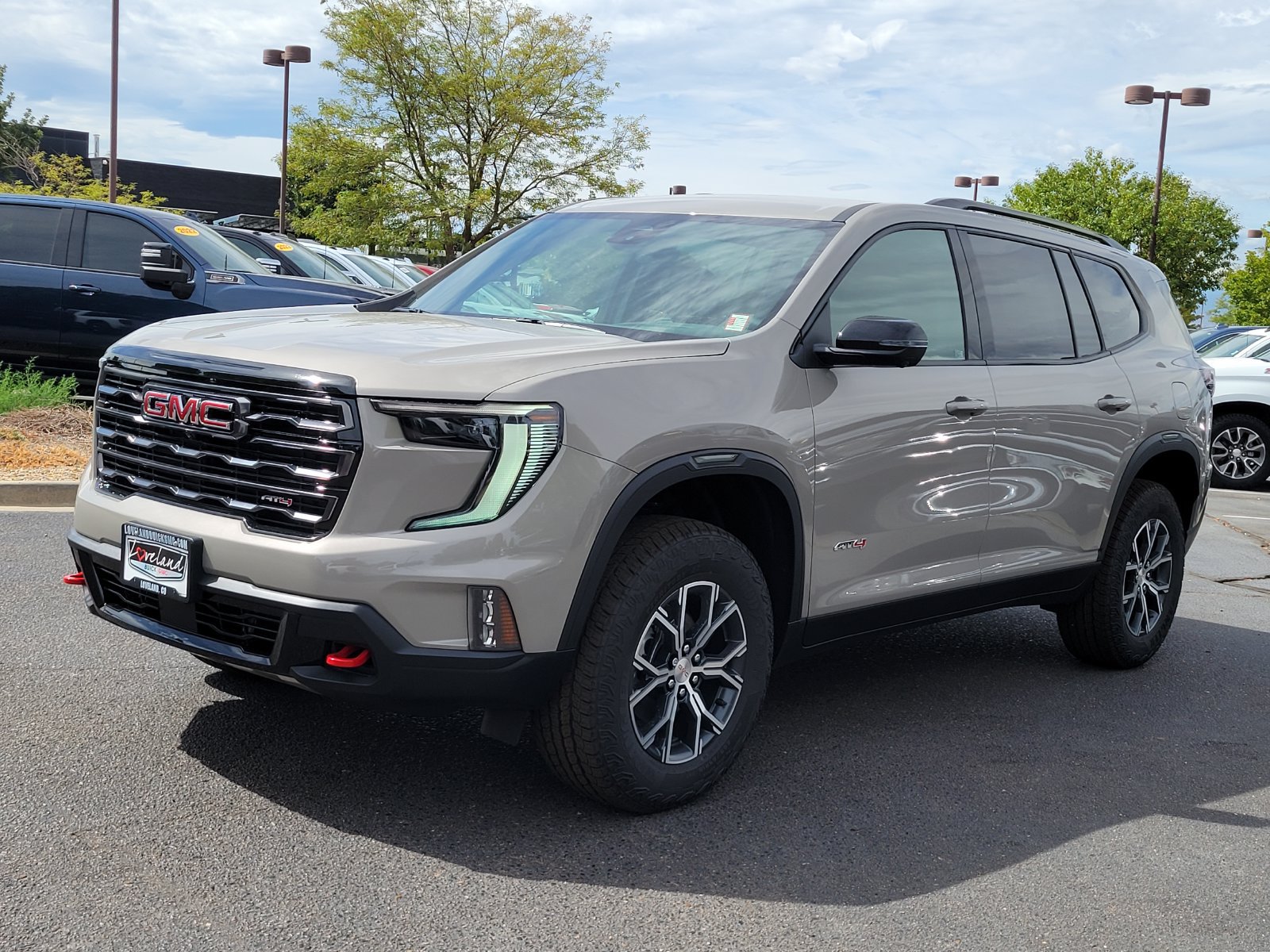 New 2027 GMC Acadia AT4 w/ Luxury Package AWD/4WD image 4