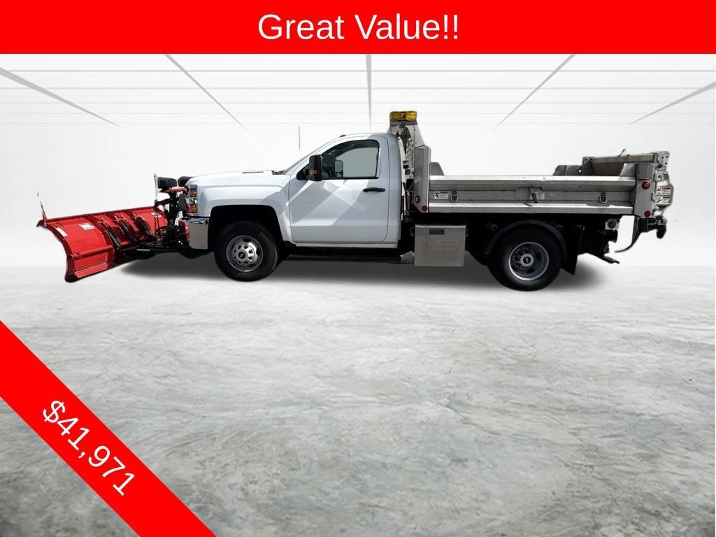 Used 2015 Chevrolet Silverado 3500 W/T w/ WT Convenience Package AWD/4WD image 2