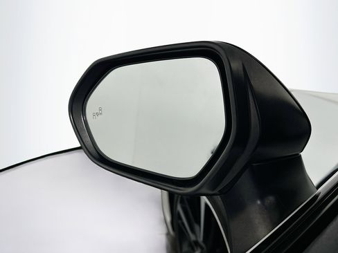 Used 2020 Toyota Camry XSE image 16