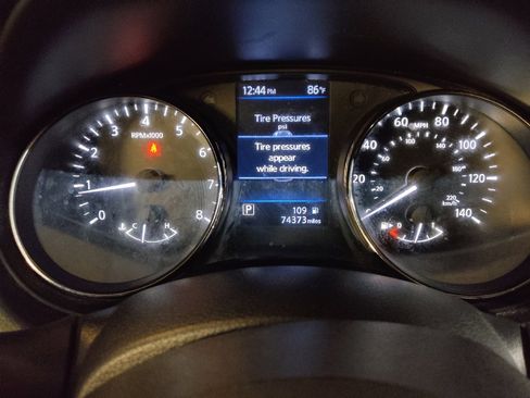 Used 2020 Nissan Rogue Sport S AWD/4WD image 23